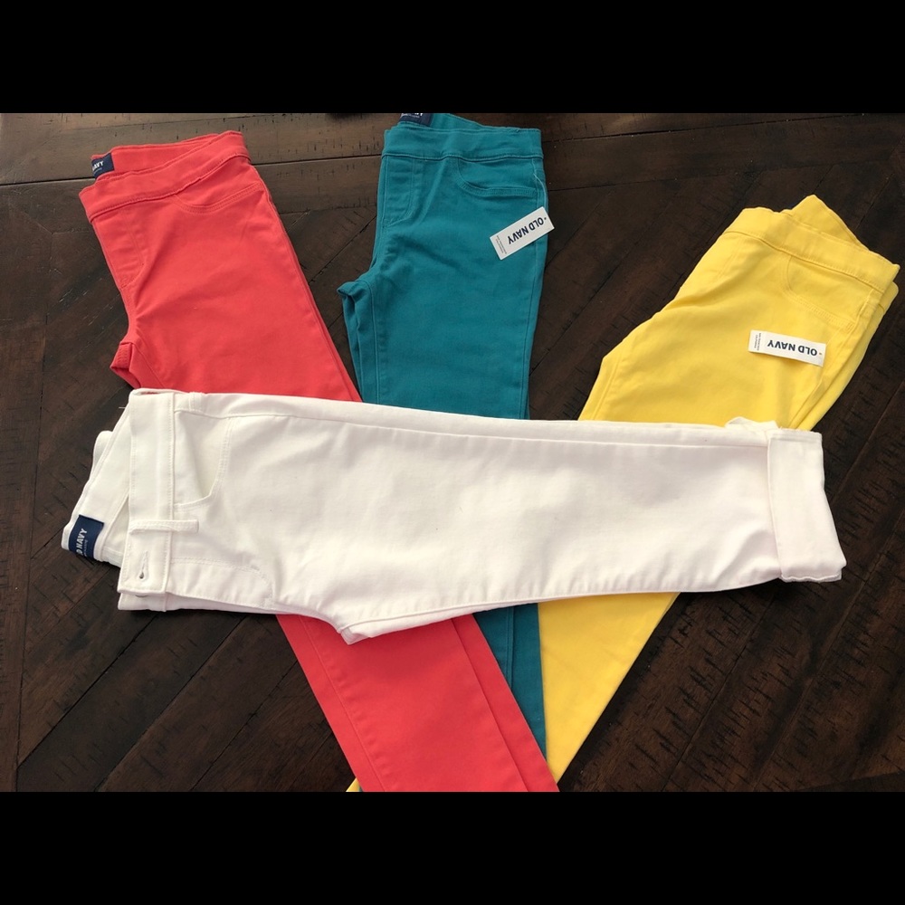 4 pair girls skinny jeans multi colors. NWT